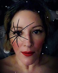 Hospitalisée après une crise de démence, Loana clarifie la situation