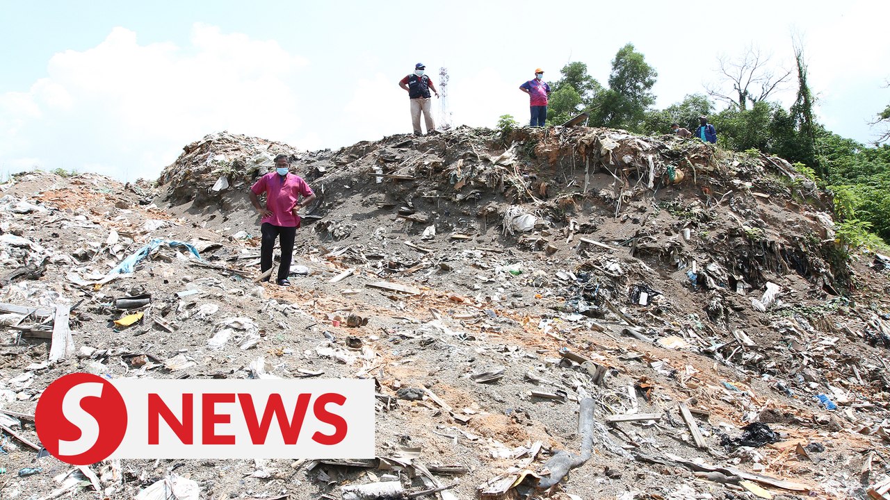 Taman Bukit Kempas back to being an illegal dumping ground