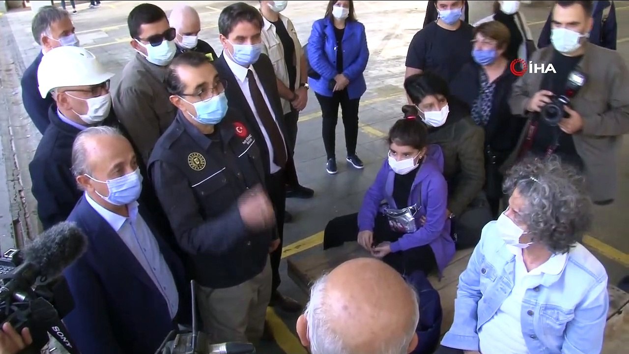 - Enerji ve Tabii Kaynaklar Bakanı Fatih Dönmez: “İzmir'de elektrik ve doğalgaz verilmeyen bina kalmadı”