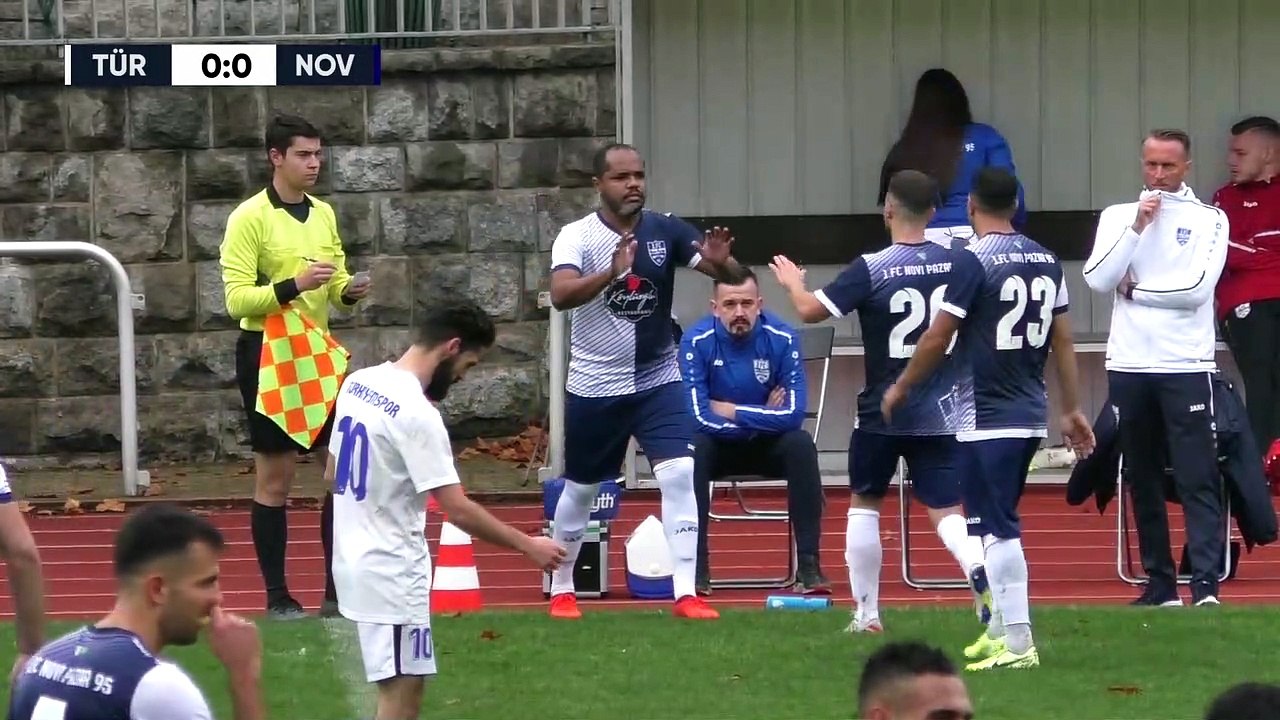 Schlussphasenwahnsinn bei Ronny-Comeback | Türkiyemspor - 1. FC Novi Pazar (Berlin-Liga)