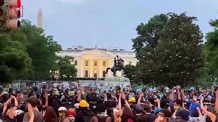 Non-scalable Fence To Be Built Around the White House