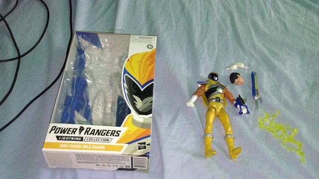 Power Rangers Lightning Collection Dino Charge Gold Ranger Unboxing & Review