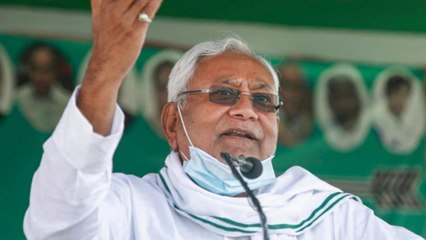 Phase 2 election: Nitish Kumar casts his vote in Patna