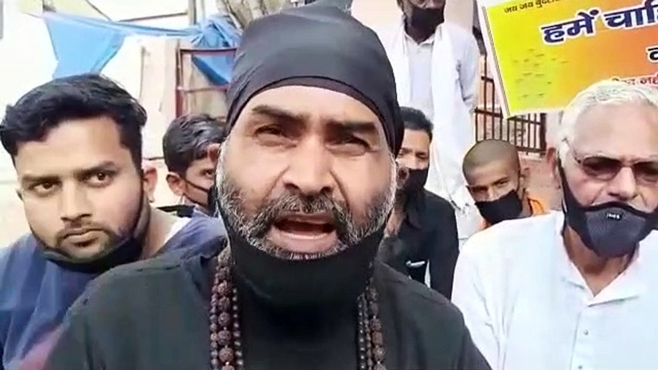प्रधानमंत्री मोदी को लिखा खून से खत