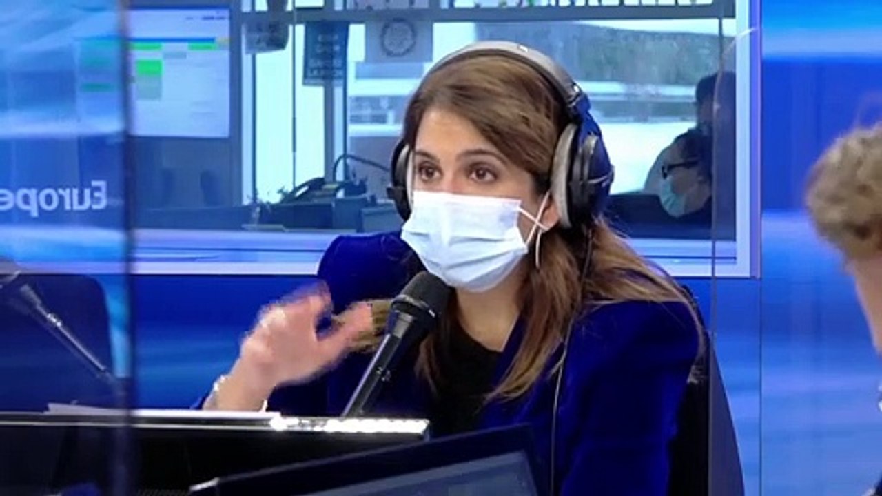 Borne annonce "un numéro vert de soutien psychologique pour les salariés des petites entreprises"