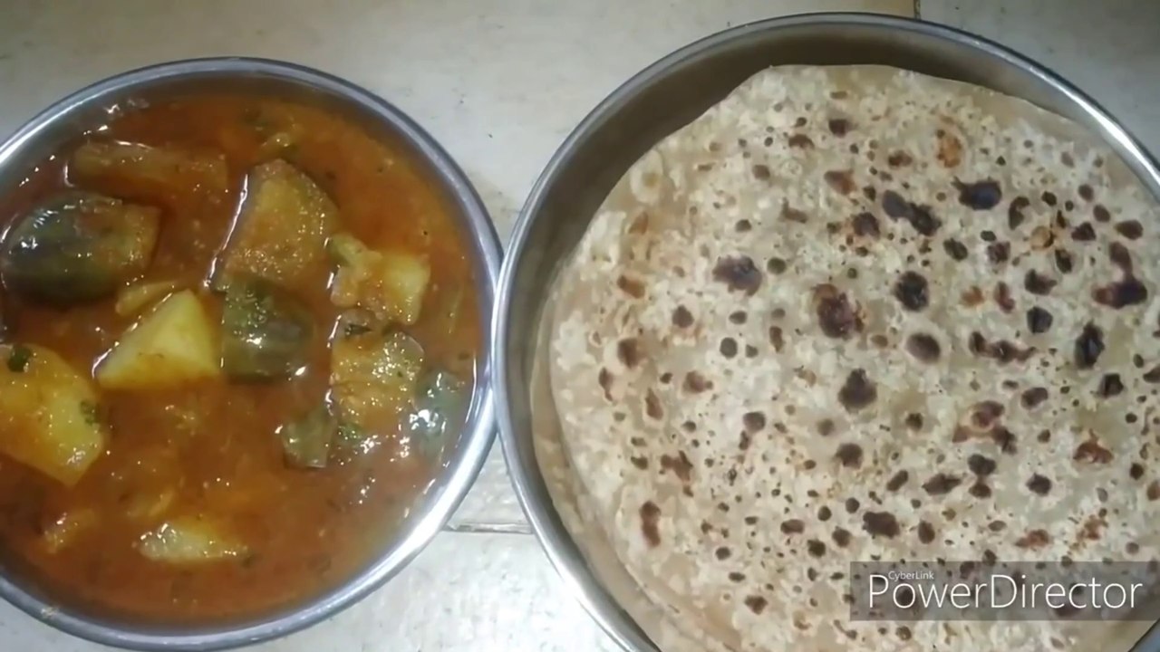 एक बार आलू बैंगन की सब्जी इस तरह से बनाकर तो देखिये उँगलियाँ चाटते रह जायेंगे आप | Aloo Baingan Sbji