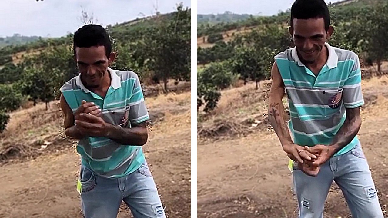 Un homme fait tourner son bras dans tous les sens