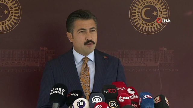 - AK Parti Grup Başkanvekili Cahit Özkan:“Daha önce yapılandırmaya katılanlar ya da yapılandırması bozulanlar da bu düzenlemeden yararlanabileceklerdir. İlk taksitin ödenmesiyle de tüm adli takipler durmuş olacaktır”