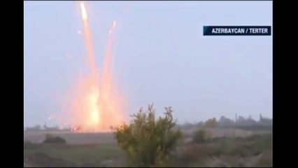 Azerbaycan'a fosfor bombası attılar