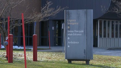 03 nov PG Attente ambulance hopital Campbellton - Topo