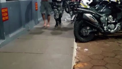 Dupla é detida com crack e dinheiro no Bairro Santa Cruz