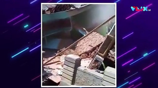 Viral Detik-detik Tanah Bergerak Bikin Rumah Roboh di Malang