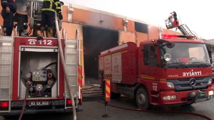 Şanlıurfa'da tekstil fabrikasında korkutan yangın