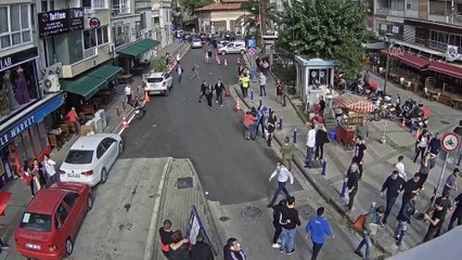 Depremden yeni görüntü: Panik anları kamerada