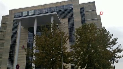 - Elazığ'da 47 suç kaydı olan şüpheli, çaldığı otomobille gezerken yakalandı