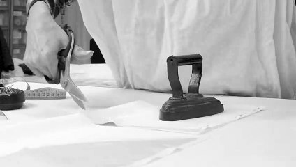 Le savoir-faire de la cape Ball Tie sur-mesure - Vivienne Westwood bridal 2021