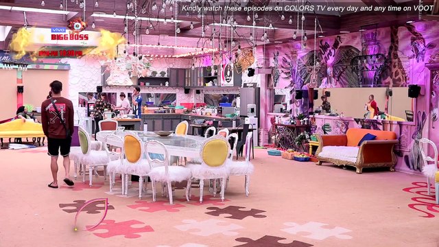 Bigg Boss 13 Episode 61 Sneak Peek 03: Madhurima Tuli Calls The House Ladies 'Drama Queens'