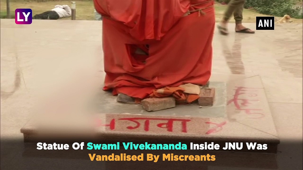 Swami Vivekananda's Statue Vandalised By Miscreants Inside JNU, Decorated Later