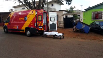 Download Video: Homem sofre queda e fere a cabeça, no Bairro Cascavel Velho