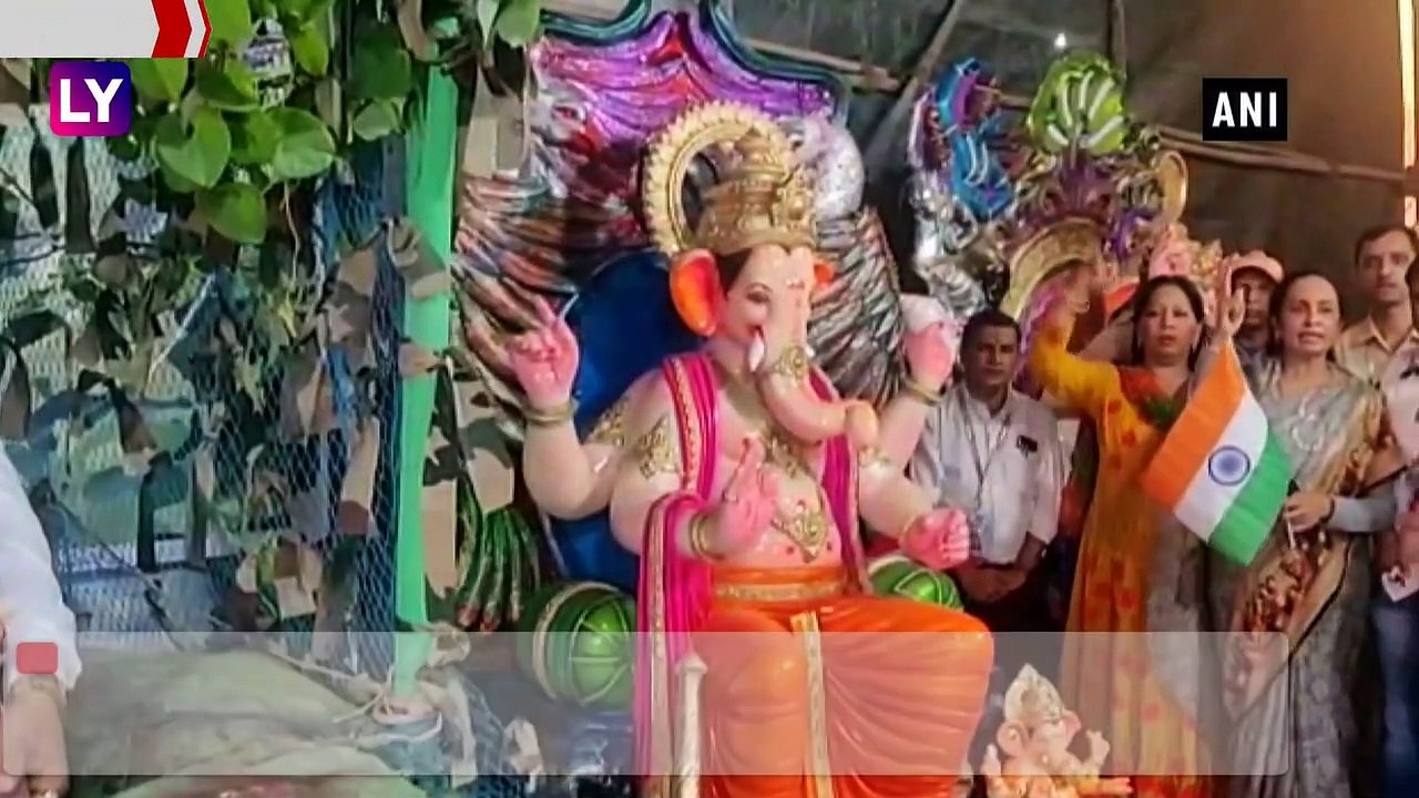 Kiran Isher Carries 6.5 FT Tall Lord Ganesha Idol From Mumbai To Jammu To Spread Harmony