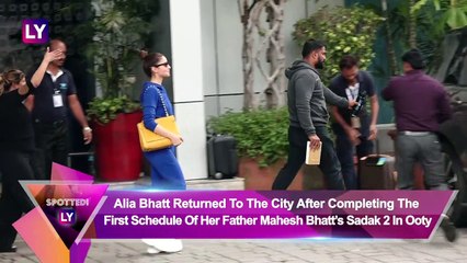Bollywood Celebs Spotted: Alia Bhatt, Deepika Padukone, Ranbir Kapoor, Shahid Kapoor & Many Others