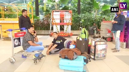 Mumbai Rains Trains Services Resume, People Off to Work but Heavy Showers Predicted on July 3