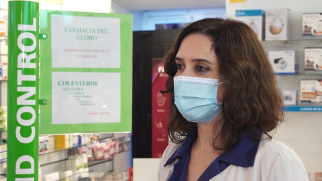 Ayuso dice que las farmacias están preparadas para hacer test Covid