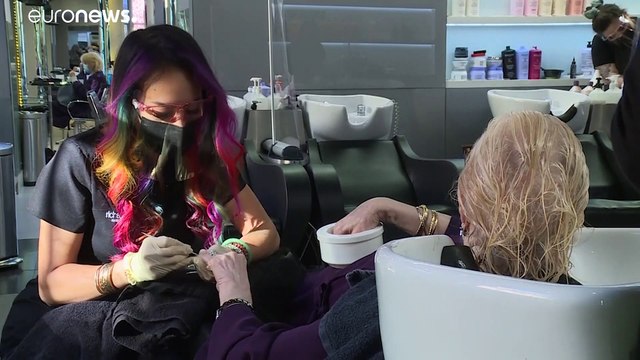 Inglaterra: Serviços não essenciais encerram até 2 de dezembro