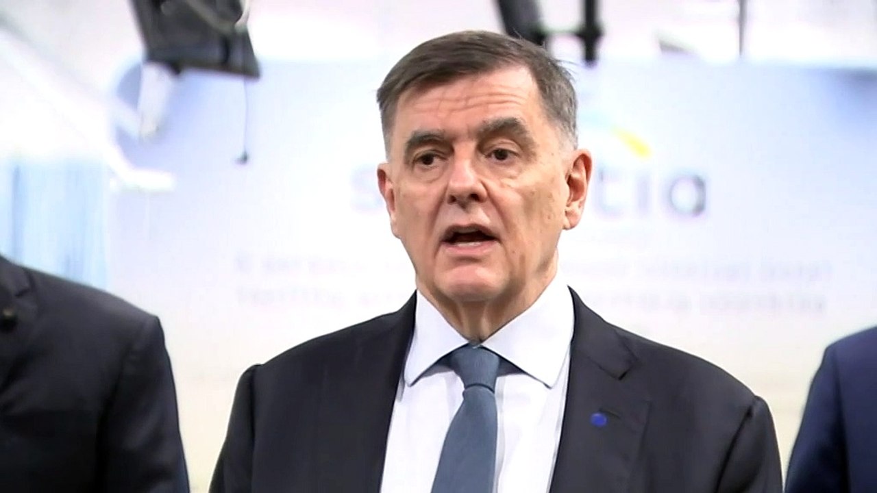 Aus. Govt. secures two vaccine deals