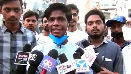 अखिल भारतीय विद्यार्थी परिषद ने फूंका महाराष्ट्र सरकार का पुतला