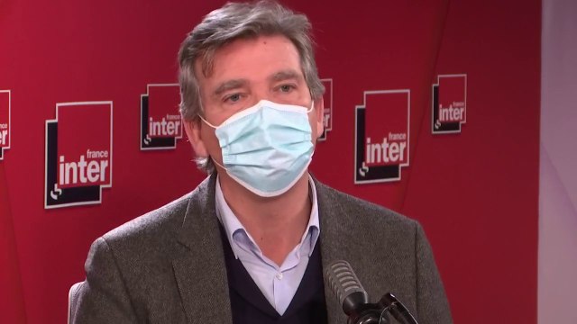 Je suis d'accord avec [les gilets jaunes], moi aussi j'aurais pu aller sur un rond-point pour dire les mêmes choses (Arnaud Montebourg)