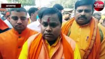 पुलिस के खिलाफ सड़क पर उतरा हिंदू महासभा, थानेदार पर लगाया फर्जी मुकदमा दर्ज करने का आरोप