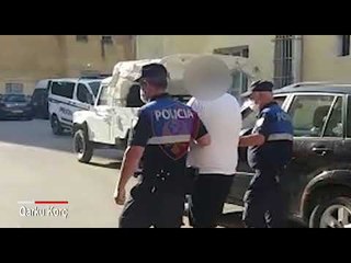 Ora News - Korçë, prangoset 24-vjeçari, transportoi ilegalisht 7 emigrantë