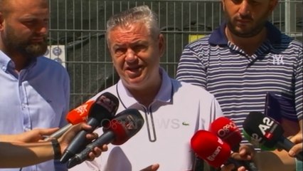 Download Video: Ora News - Murrizi e Valteri kallëzim në SPAK, për tenderin e uniformave të policisë