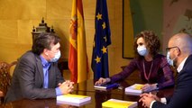 Montero se reúne con Teruel Existe para negociar los presupuestos