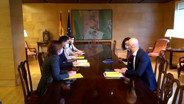 Montero se reúne con ERC para debatir sobre los PGE