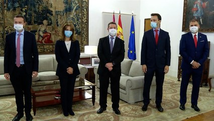 Page se reúne con representantes de Telefónica en Castilla-La Mancha