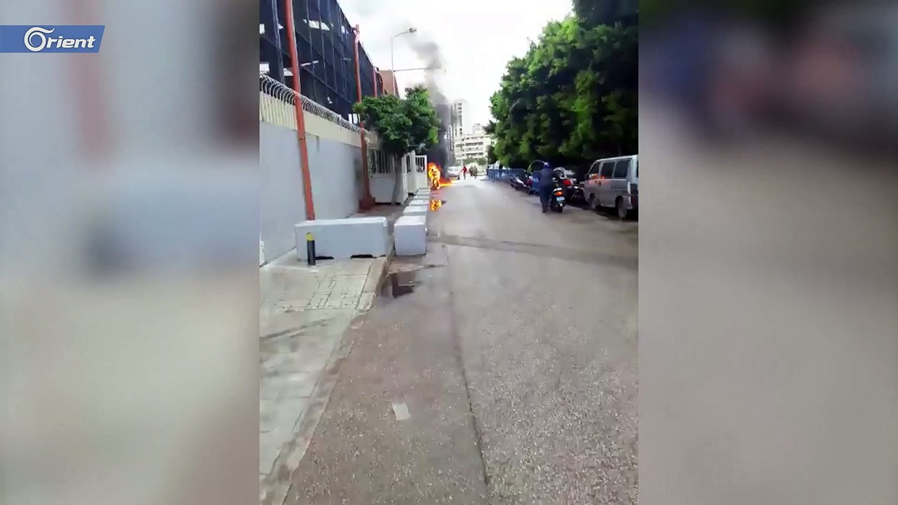 لاجئ سوري يحرق نفسه في بيروت