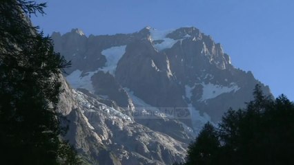 Top News - Akullnaja Planpincieux/ Itali, ne rrezik shembjeje - Pa komente