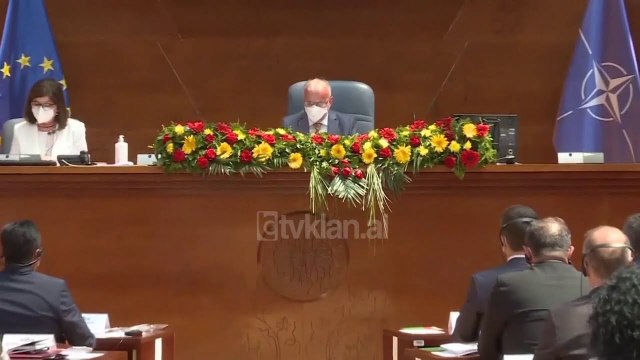 Qeveria e re, Zaev dhe Mickoski negociata me shqiptaret | Lajme-News