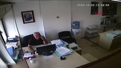 İzmir'de avukatın deprem anındaki soğukkanlılığı kamerada