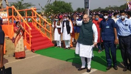 Amit Shah hits out at Mamata Banerjee, Kejriwal appeals people to not use firecrackers; more