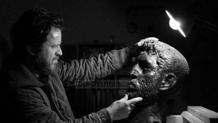 Top News - Shuhet Arben Bajo/ Skulptori humb betejën me Covid 19