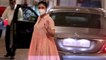 Kareena Kapoor Khan flaunts baby bump, Spotted at Bandra house; Watch Video | FilmiBeat