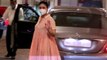 Kareena Kapoor Khan flaunts baby bump, Spotted at Bandra house; Watch Video | FilmiBeat