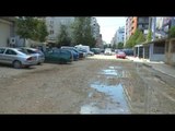 Ora News - Rrugët e Astirit në mëshirë të fatit, banorët: Paguajmë taksa prej vitesh