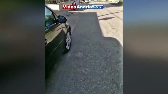 Andria: disagi per una mamma che accompagna i bimbi allo scuolabus