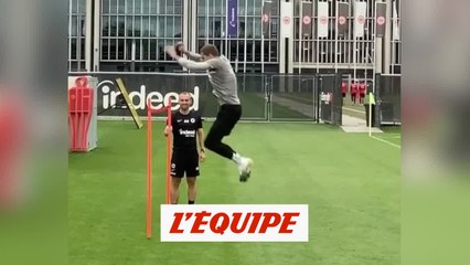 La belle détente de Kevin Trapp - Foot - WTF