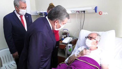 Bakan Koca, Depremde Yaralananları Ziyaret Etti