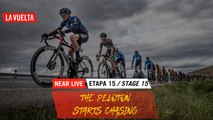 The peloton starts chasing / Le peloton part en chasse - Étape 15 / Stage 15 | La Vuelta 20